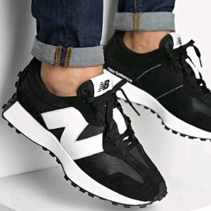 New Balance 327 Preto