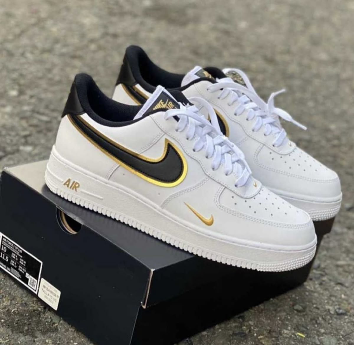 Nike Air Force Branco Preto Dourado Nike Air Force Branco Preto Dourado