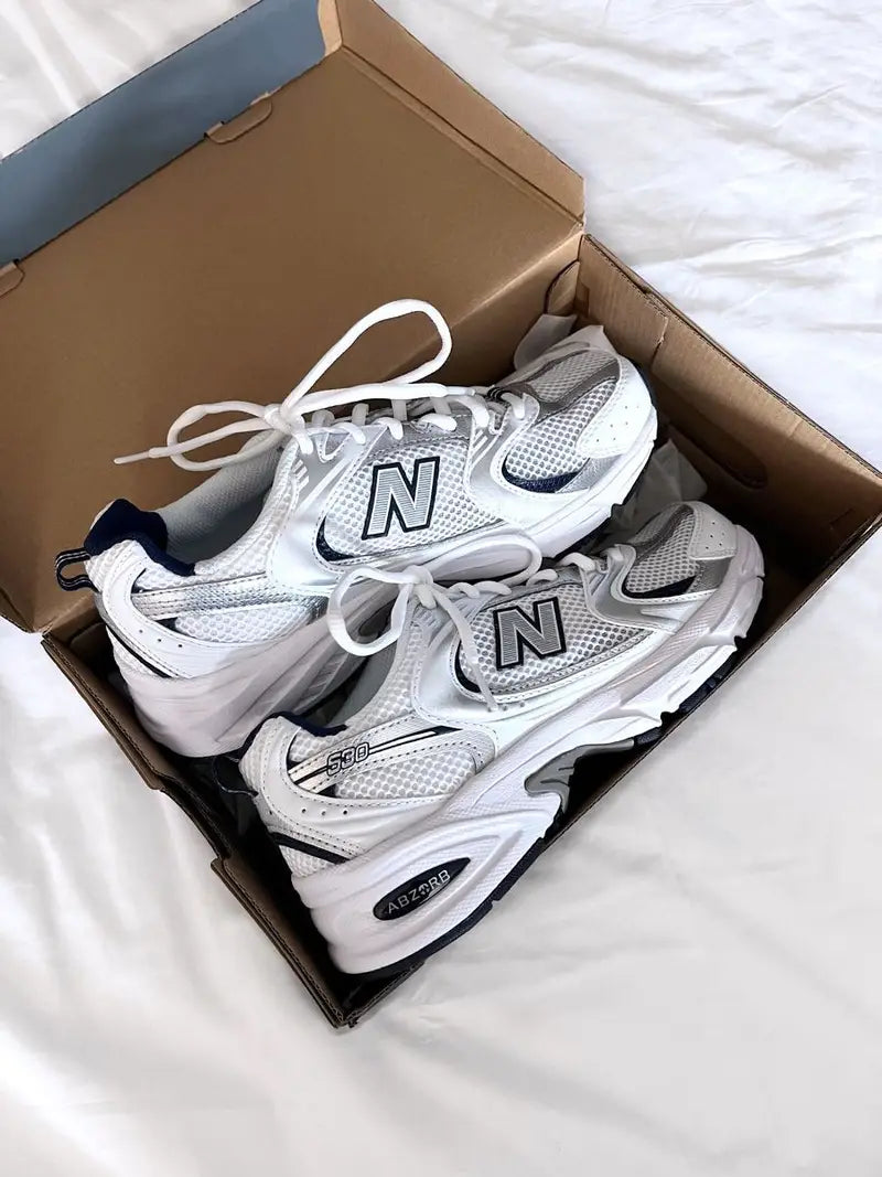 New Balance 530 Branco Preto New Balance 530 Branco Preto
