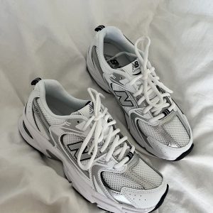 New Balance 530 Branco Preto