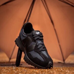 New Balance 327 Preto