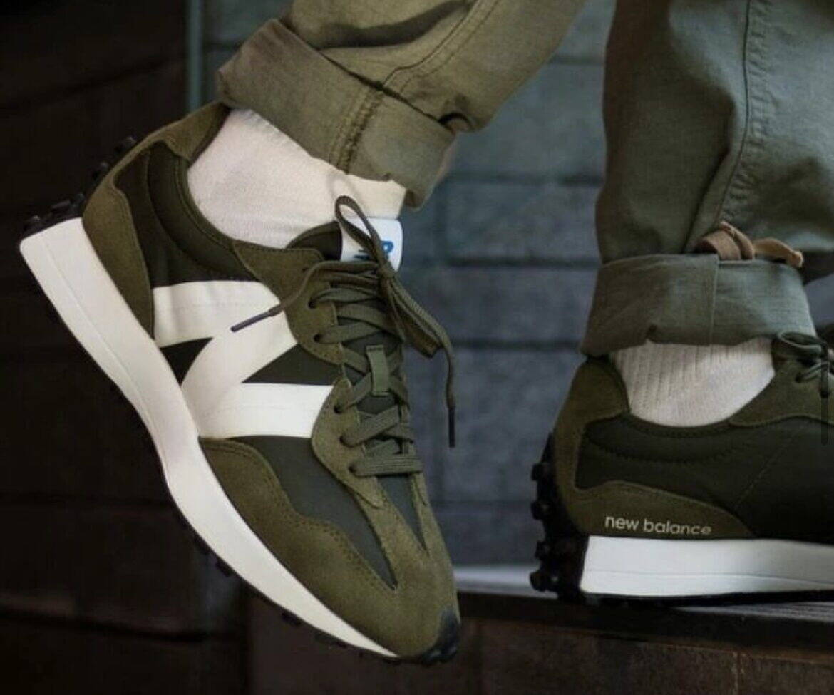 New Balance 327 Verde Militar New Balance 327 Verde Militar